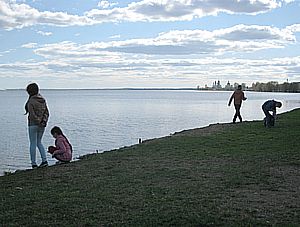 Заключительный аккорд - Неро. Прекрасное небо, спокойная вода, поиск камешков...